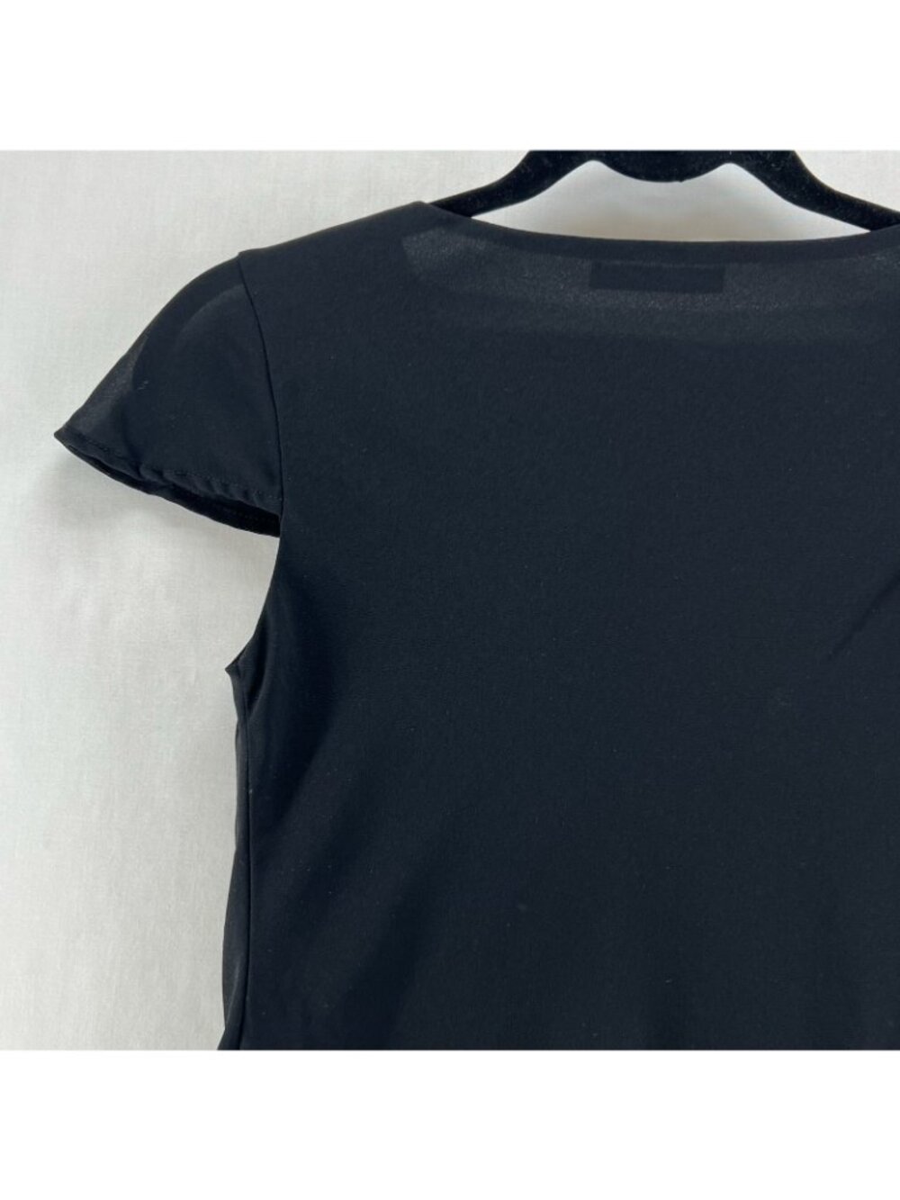 Brandy Melville Mesh Ruched V-Neck Top Womens One Size Cap Sleeve Pullover Black - Picture 8 of 9